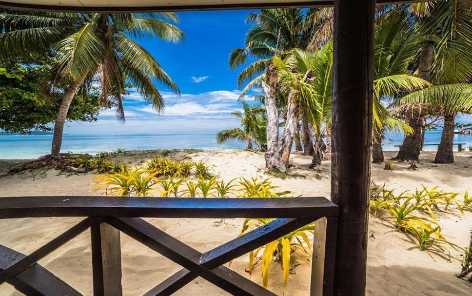 Ratu Kini Dive & Stay Mana Island Exterior foto
